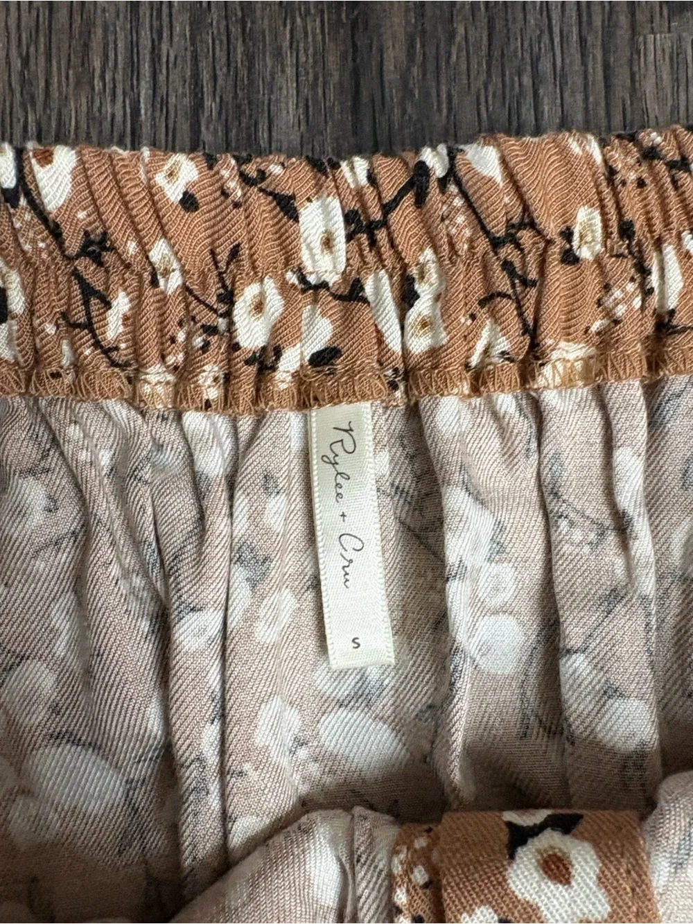 Rylee + Cru Dahlia Maxi Floral Skirt Size Small - Picture 2 of 6